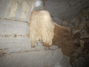 IMG 3328 300x225 - Estalactites
