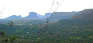 LA VALLEE DE CAPAO 300x141 - LA VALLEE DE CAPAO